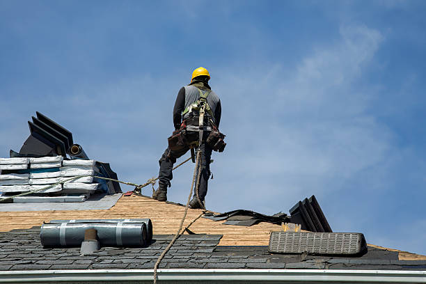 Professional Gutter Installation technician working in Kensington, CA